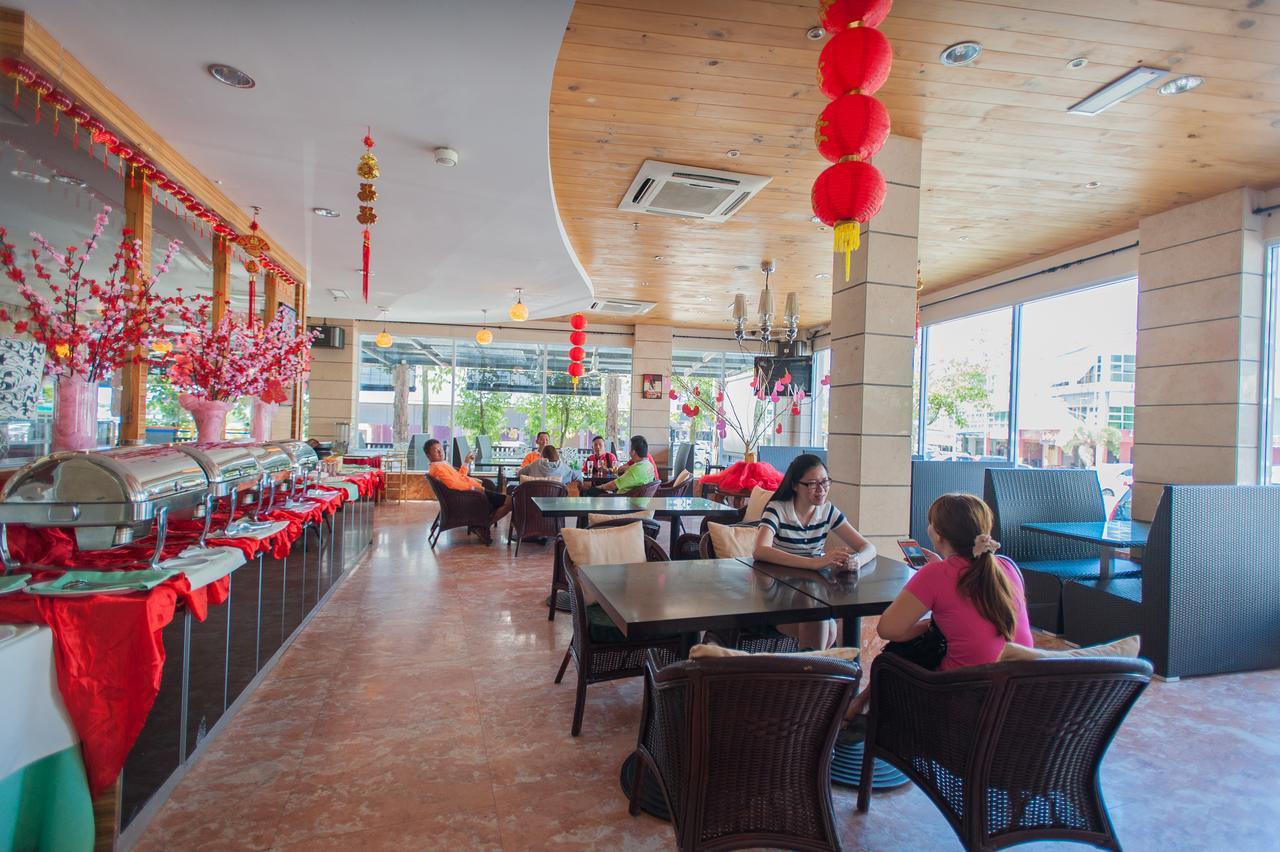 Kemena Hotel Bintulu Buitenkant foto