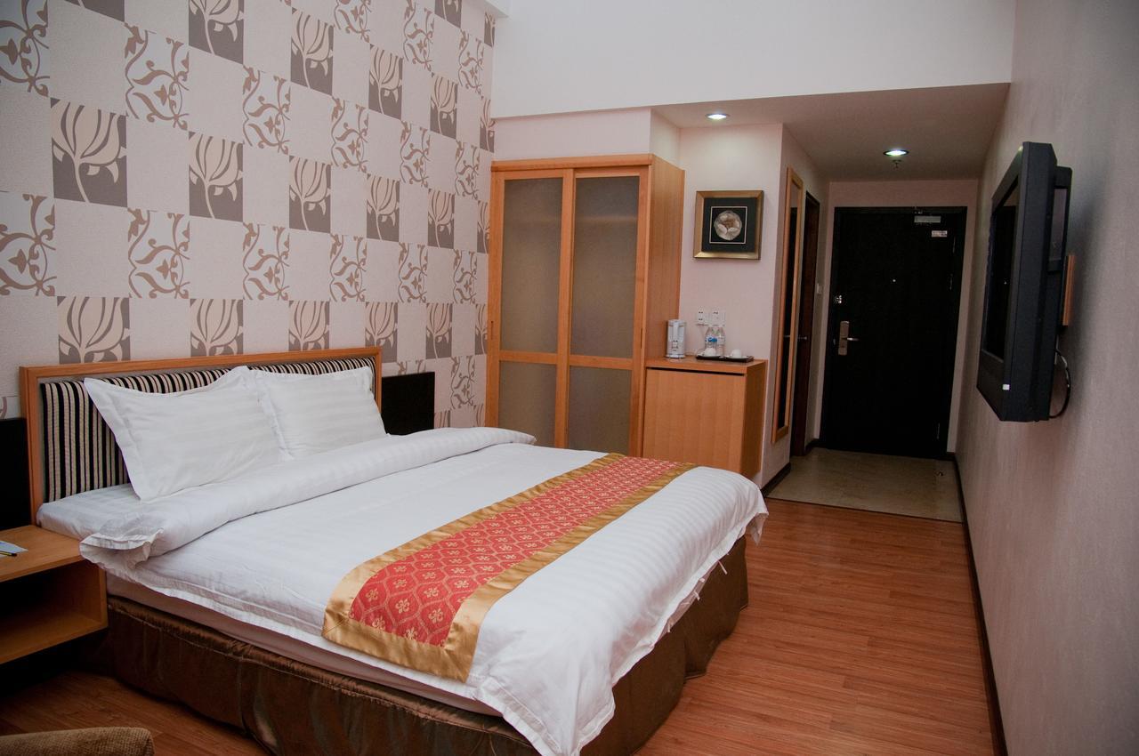 Kemena Hotel Bintulu Buitenkant foto